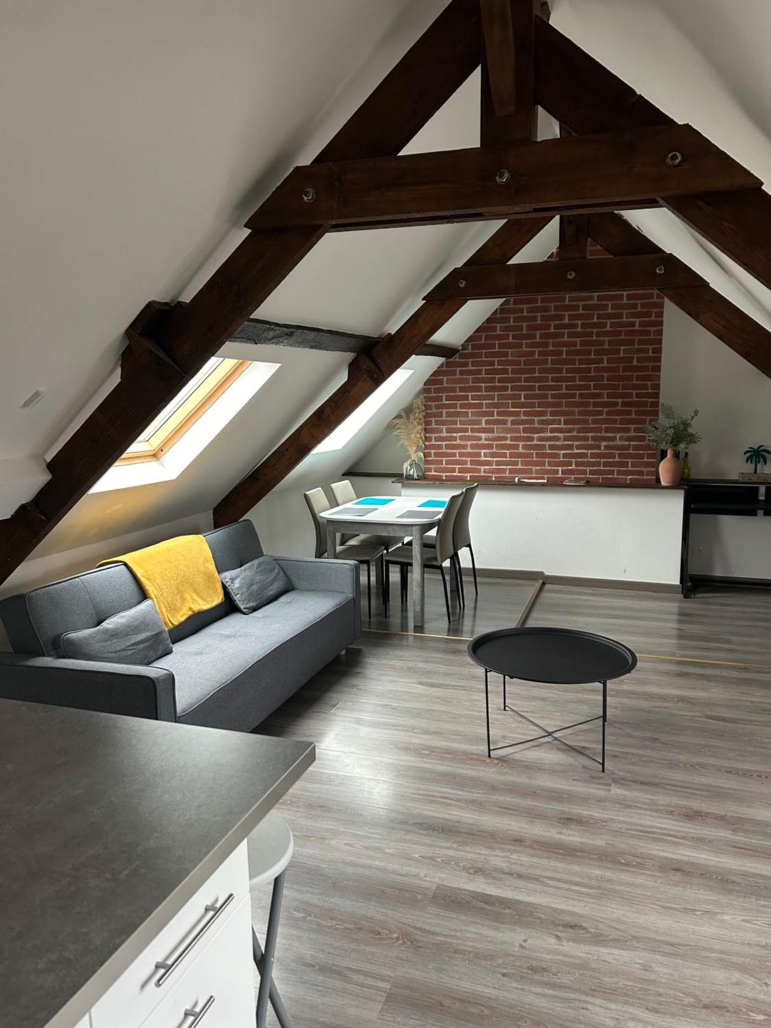 Voltaire 7 Hyper-Centre Apartment Saint-Quentin  Exterior photo